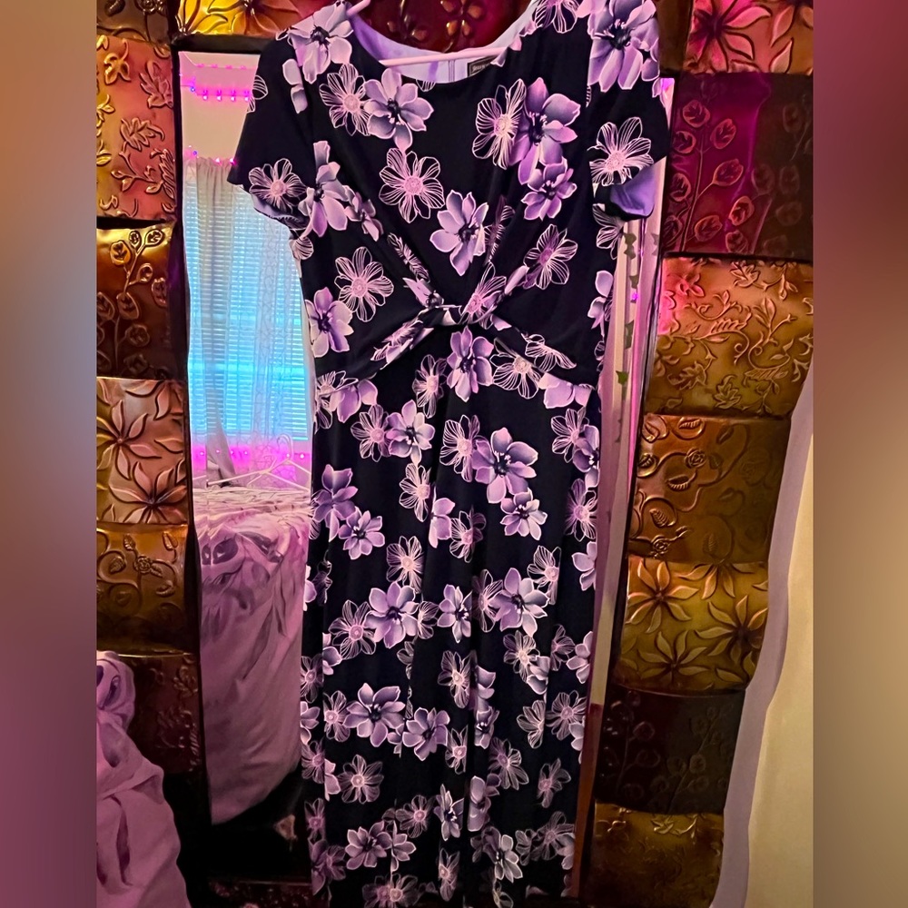 navy blue floral dress!!